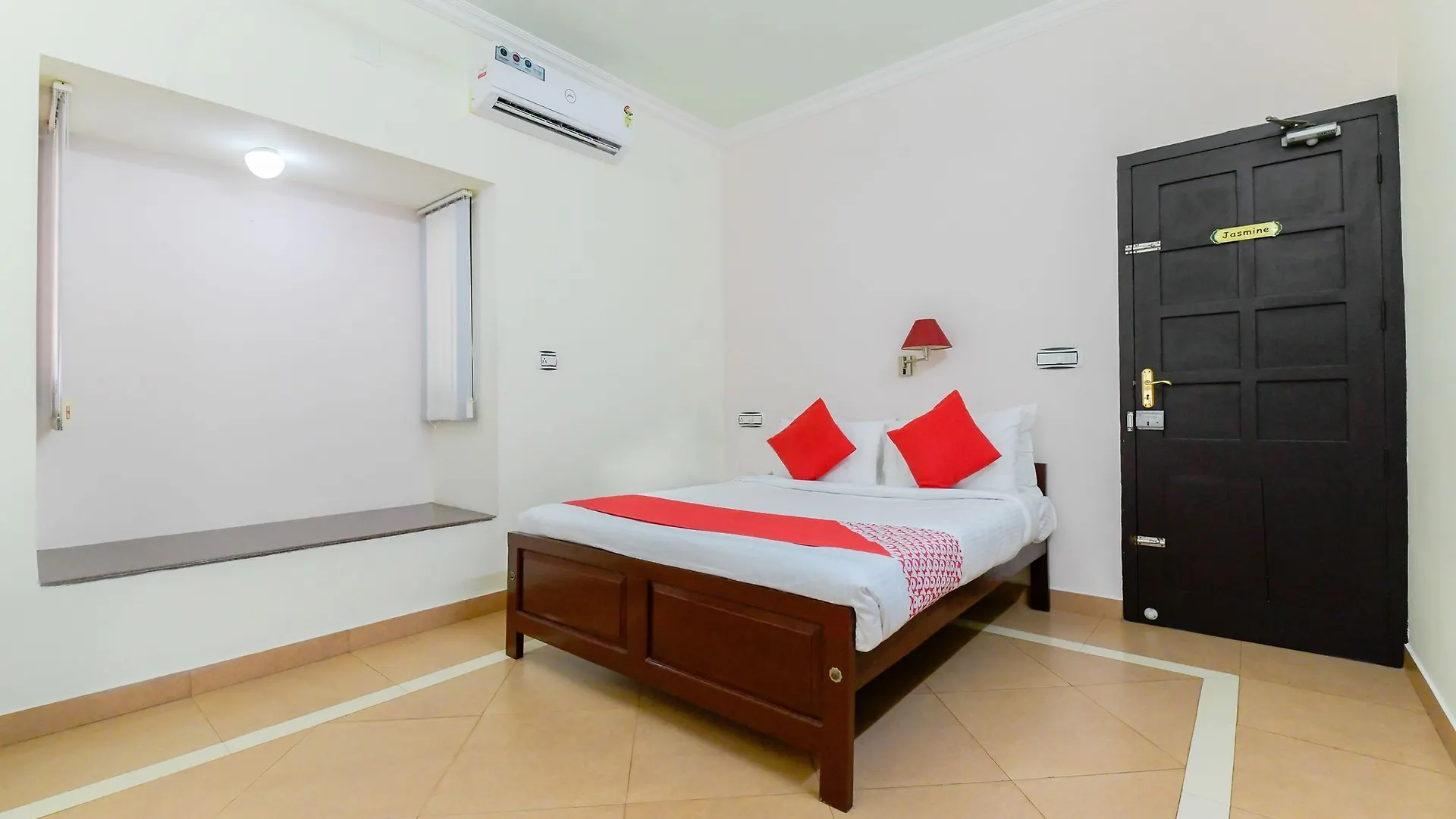 Oyo 10502 Hotel Villa Brook Alappuzha